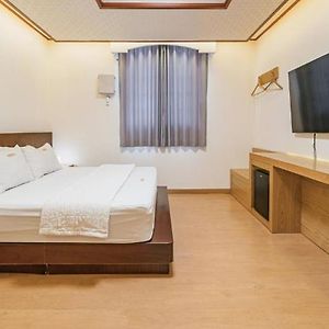 Kamer met een King Size Bed